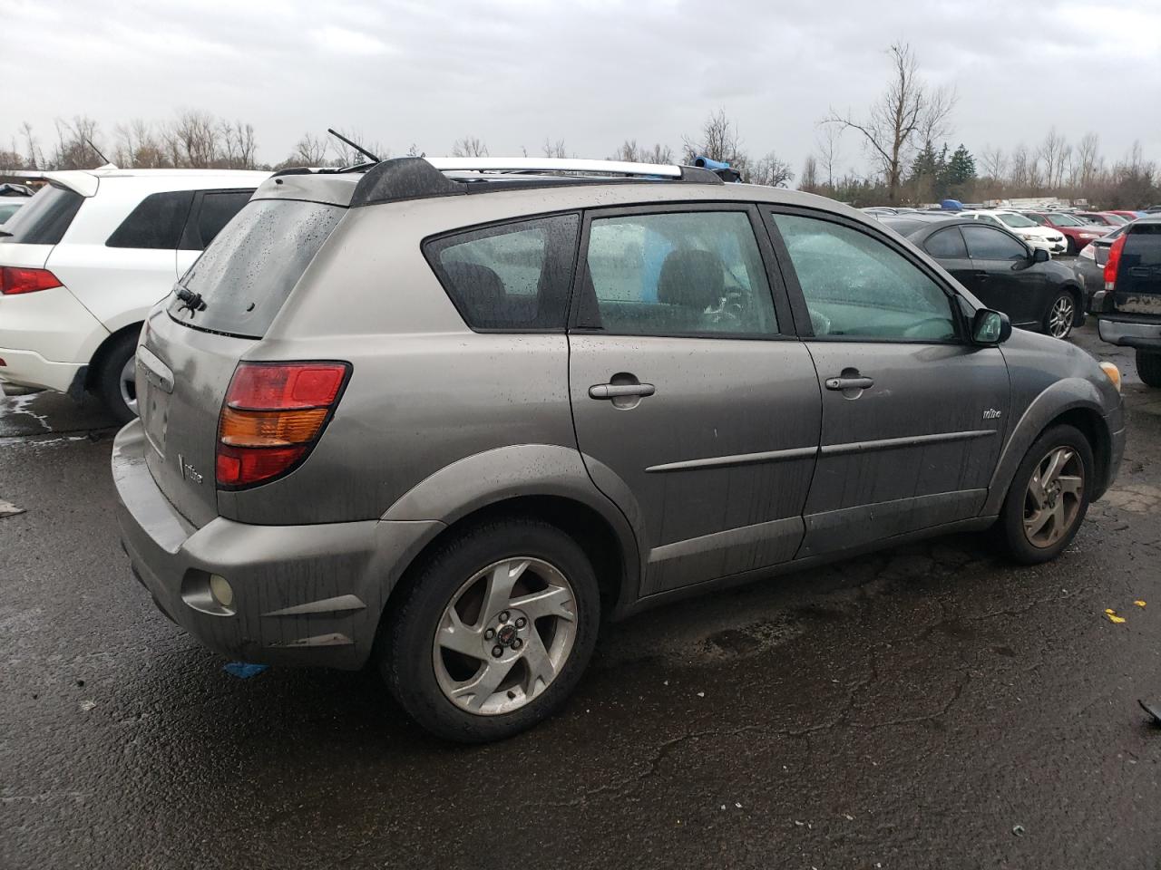 Image 3 of 2004 PONTIAC VIBE  2004 with VIN 5Y2SL64804Z457055
