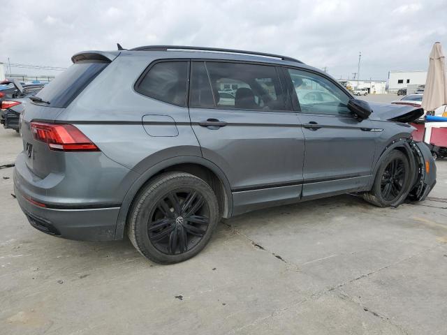 Изображение 3 2022 VOLKSWAGEN TIGUAN SE R-LINE BLACK 2022 с VIN 3VVCB7AX0NM002994