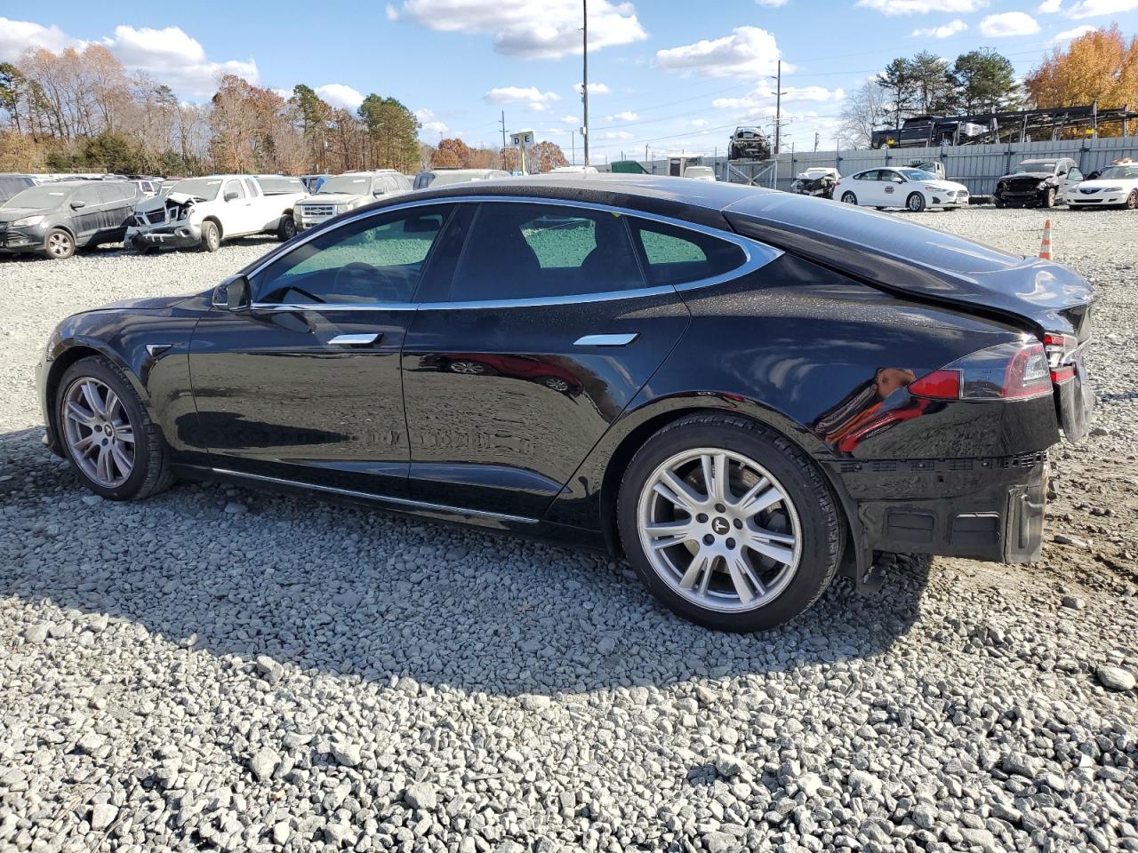 Obraz 2 z 2020 TESLA MODEL S  2020 z VIN 5YJSA1E24LF413566