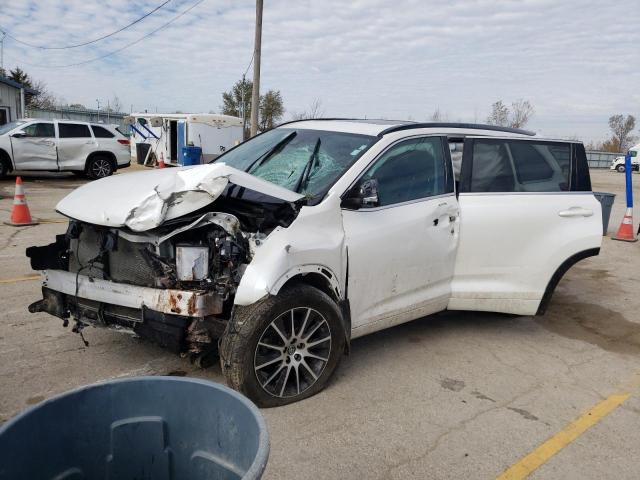 Image 1 of 2018 TOYOTA HIGHLANDER SE 2018 with VIN 5TDJZRFH2JS817562