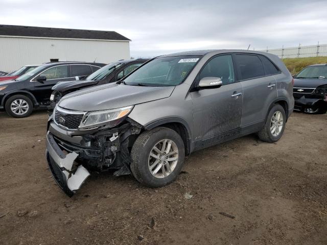Image 1 of 2015 KIA SORENTO LX 2015 with VIN 5XYKTCA6XFG636111