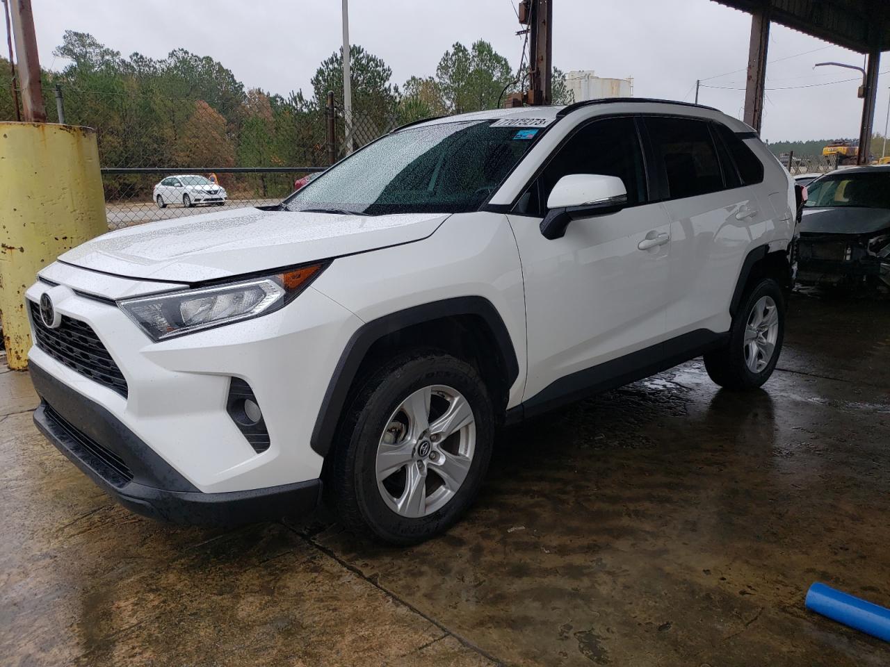 Obraz 1 z 2019 TOYOTA RAV4 XLE 2019 z VIN 2T3P1RFV2KW070746