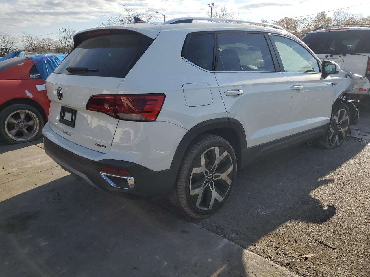 Image 3 of 2023 VOLKSWAGEN TAOS SEL 2023 with VIN 3VV2X7B27PM304771
