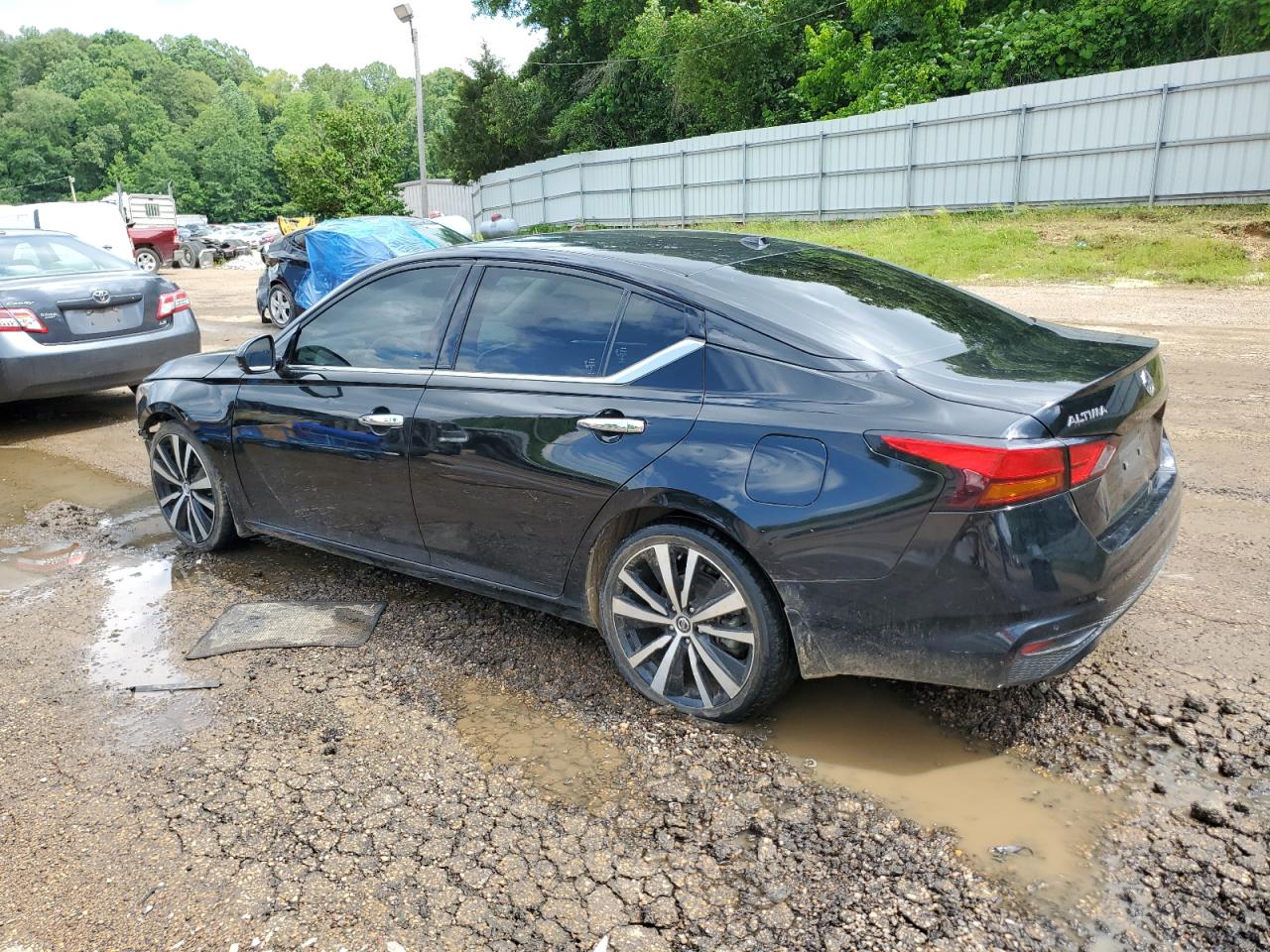 Изображение 2 2020 NISSAN ALTIMA PLATINUM 2020 с VIN 1N4BL4FV0LC178493