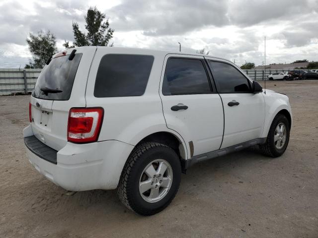 Obraz 3 z 2011 FORD ESCAPE XLS 2011 z VIN 1FMCU0C72BKA15967