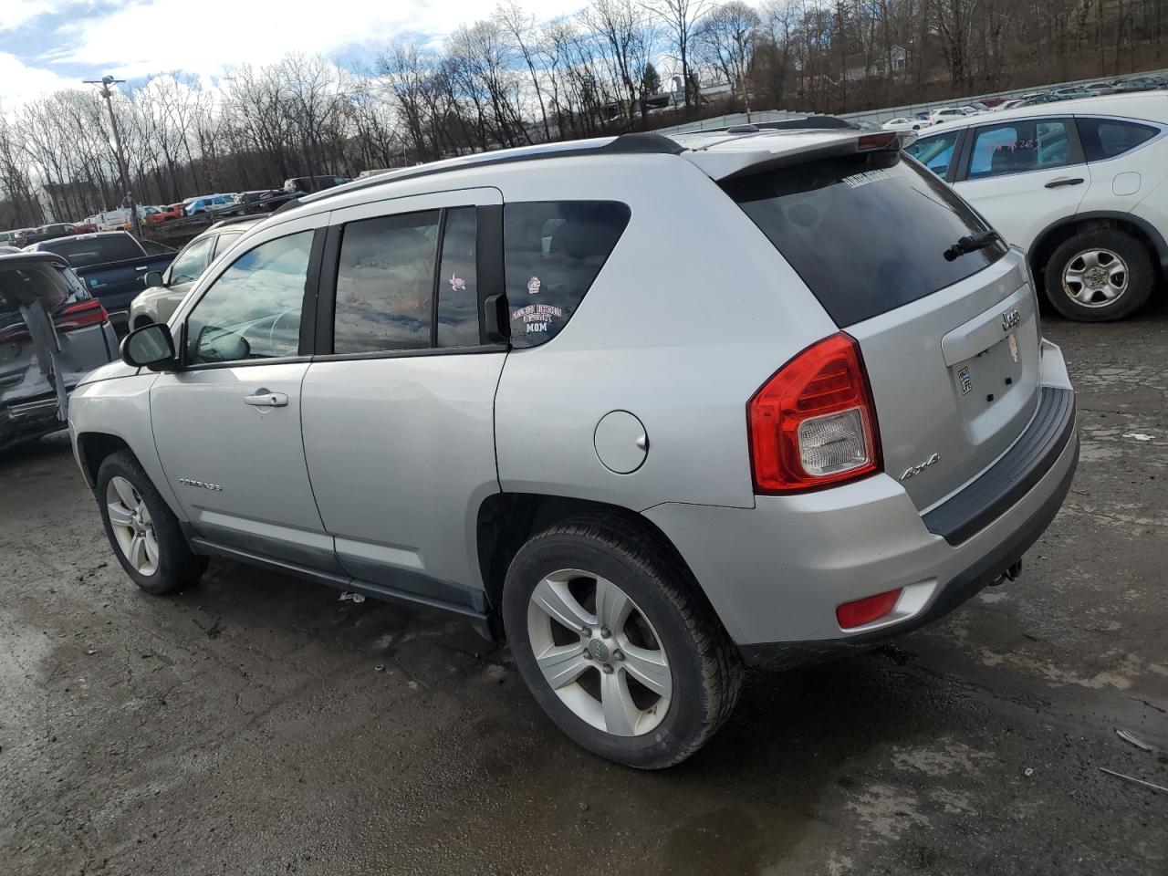 Изображение 2 2011 JEEP COMPASS SPORT 2011 с VIN 1J4NF1FB5BD279616
