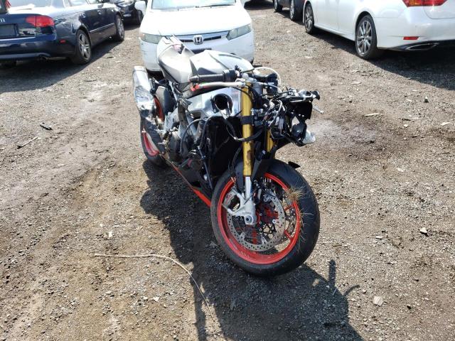 Изображение 2023 APRILIA RSV4 1100 2023