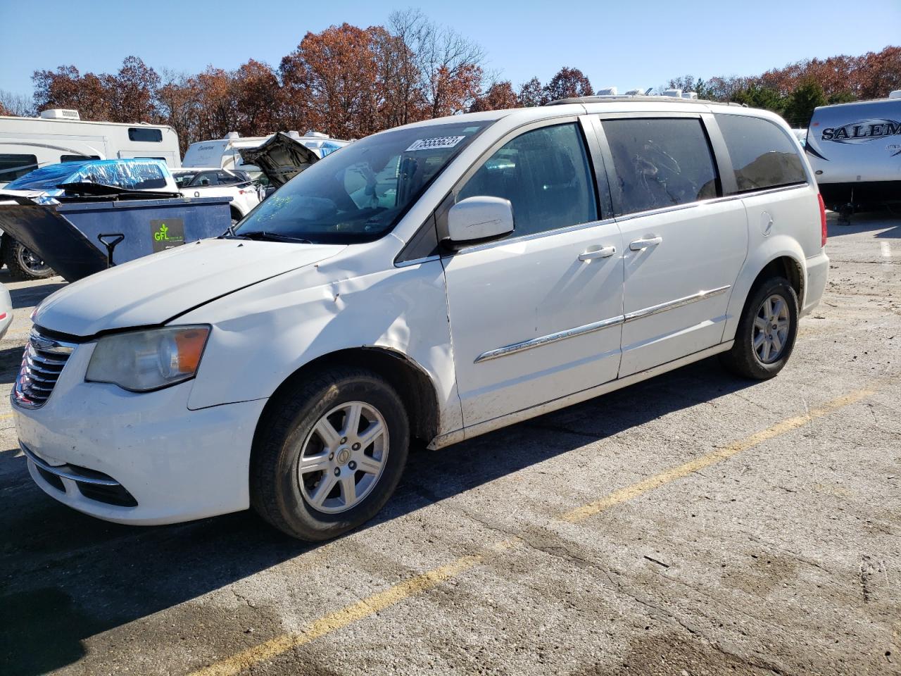 2013 CHRYSLER TOWN & COUNTRY TOURING 2013 image