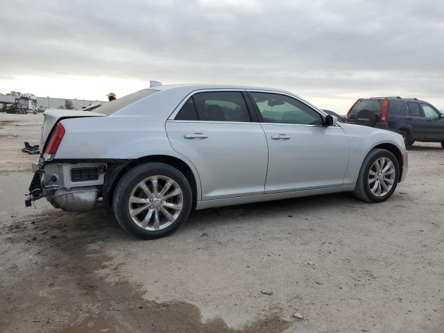 Image 3 of 2019 CHRYSLER 300 TOURING 2019 with VIN 2C3CCARG4KH566482