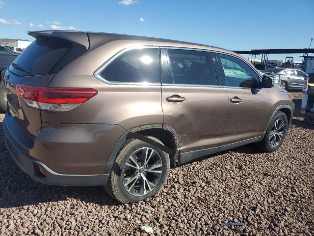 Изображение 3 2019 TOYOTA HIGHLANDER LE 2019 с VIN 5TDZZRFH6KS322060