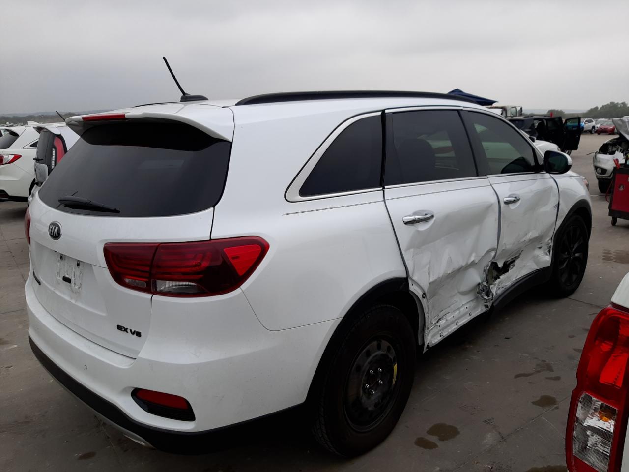 Изображение 3 2020 KIA SORENTO EX 2020 с VIN 5XYPH4A56LG708700
