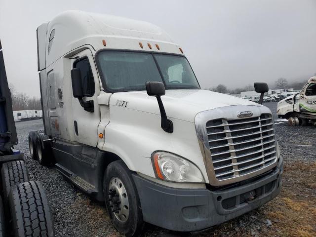 Изображение 1 2016 FREIGHTLINER CASCADIA 125  2016 с VIN 3AKJGLBG4GSHT7271