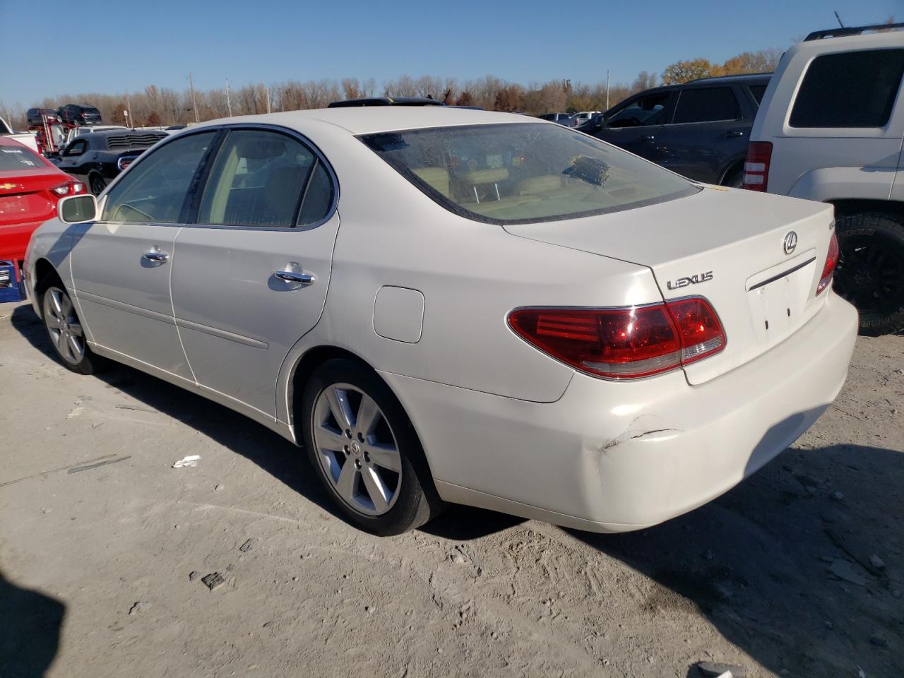Image 2 of 2005 LEXUS ES 330 2005 with VIN JTHBA30G755100822