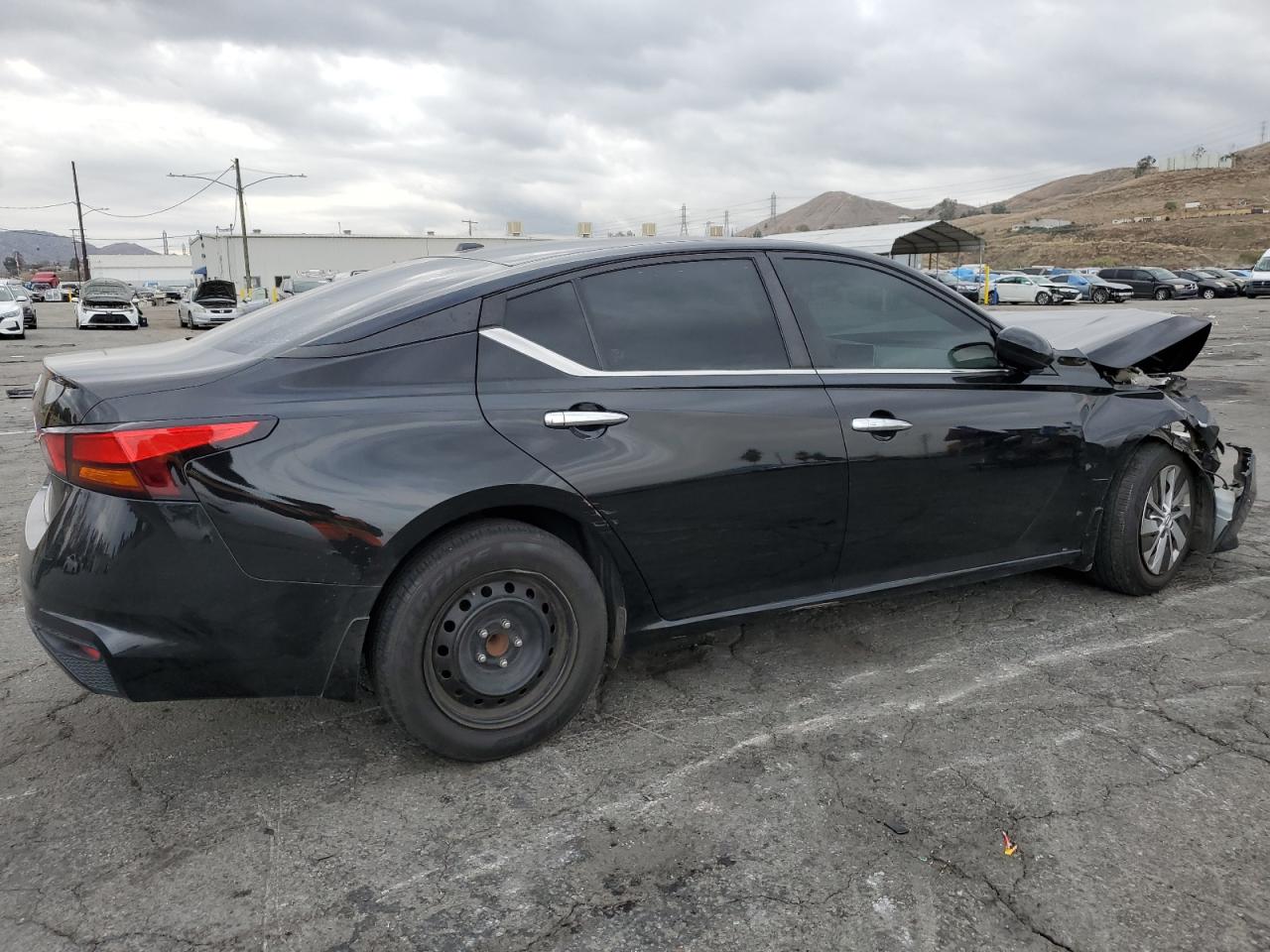 Изображение 3 2020 NISSAN ALTIMA S 2020 с VIN 1N4BL4BV3LN313363
