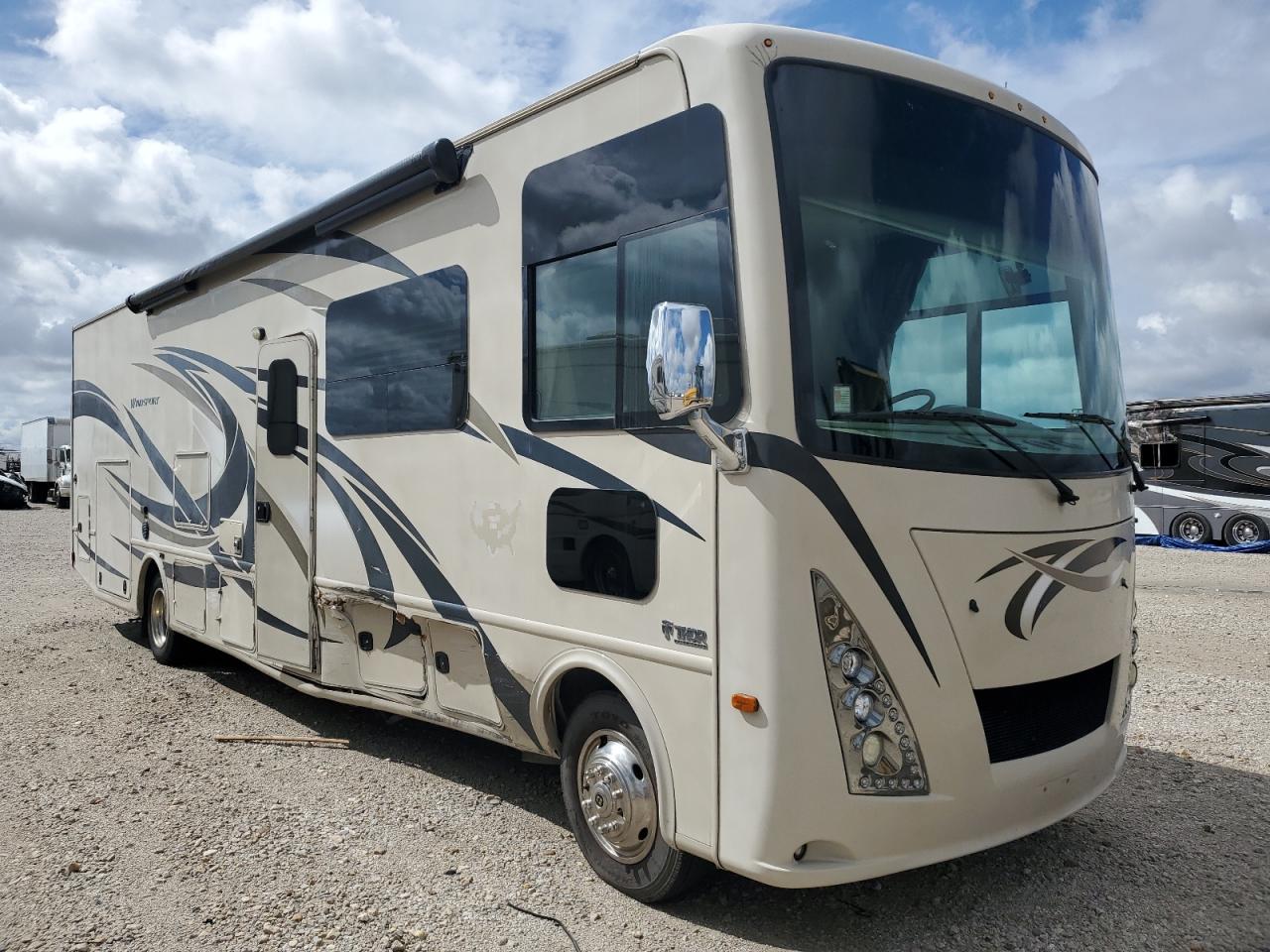 Изображение 2016 FORD F53  2016