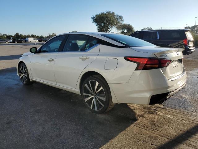 Obraz 2 z 2019 NISSAN ALTIMA SR 2019 z VIN 1N4BL4CW6KN318627