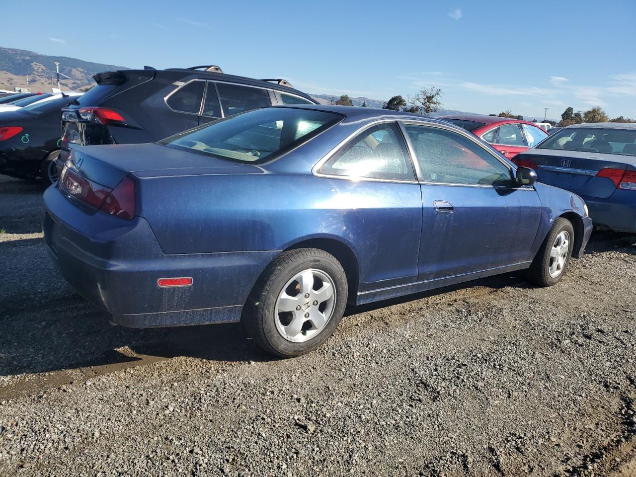 Image 3 of 2002 HONDA ACCORD EX 2002 with VIN 1HGCG32712A006912