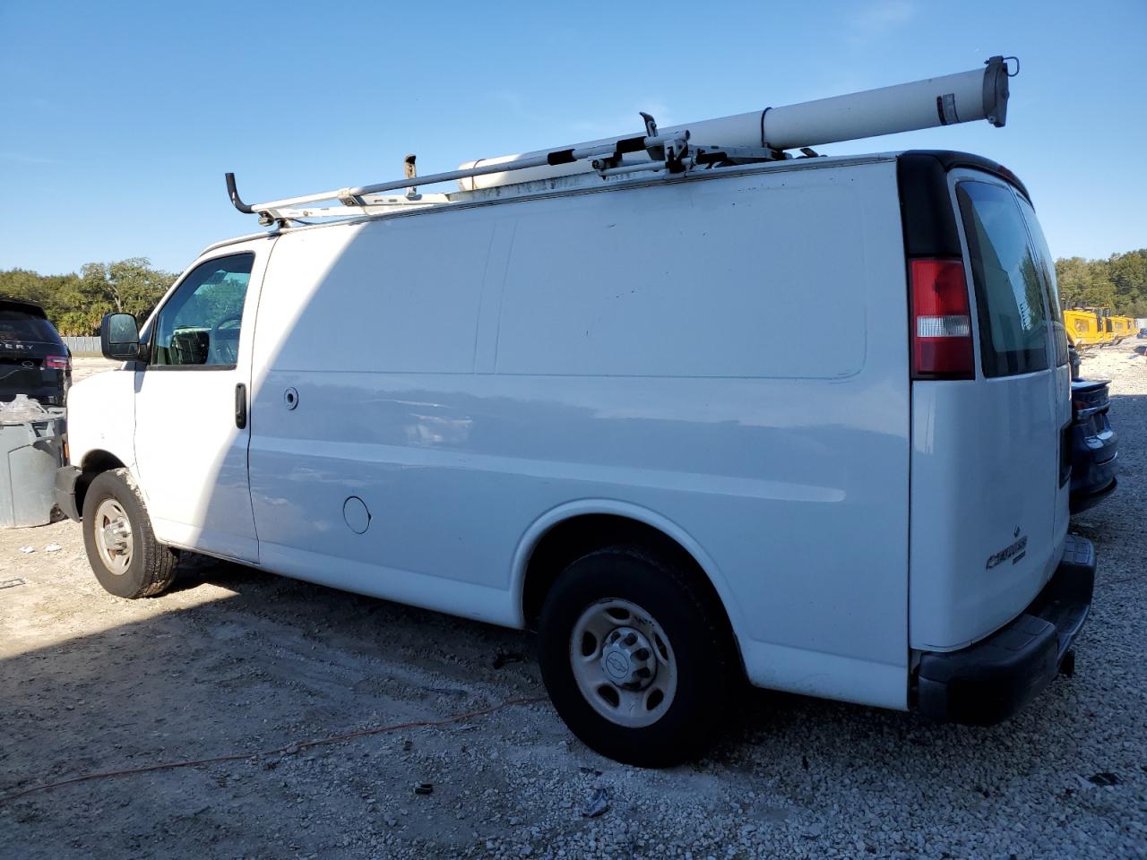 Image 2 of 2012 CHEVROLET EXPRESS G2500  2012 with VIN 1GCWGFCB3C1125739