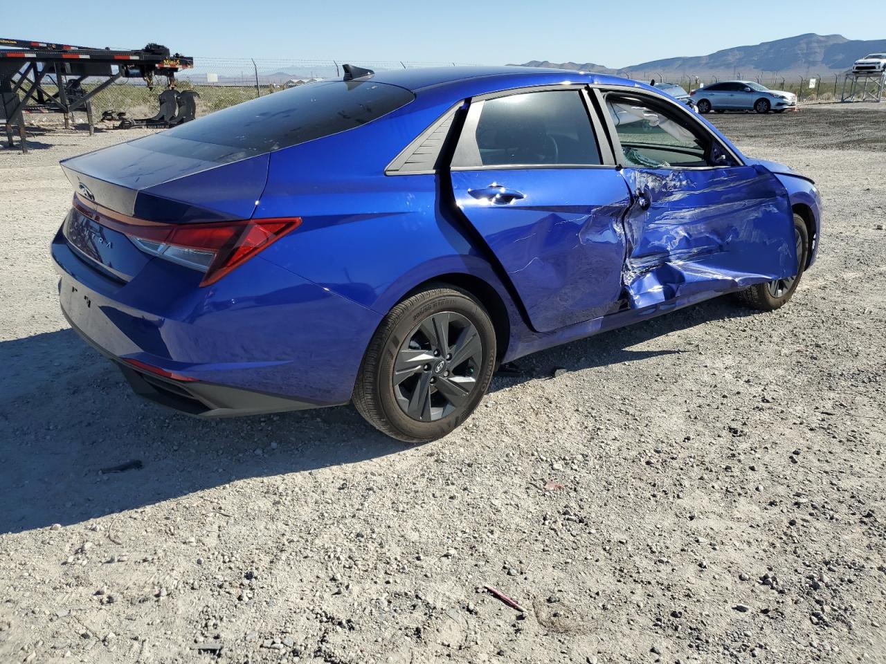 Image 3 of 2023 HYUNDAI ELANTRA SEL 2023 with VIN KMHLM4AG4PU594949