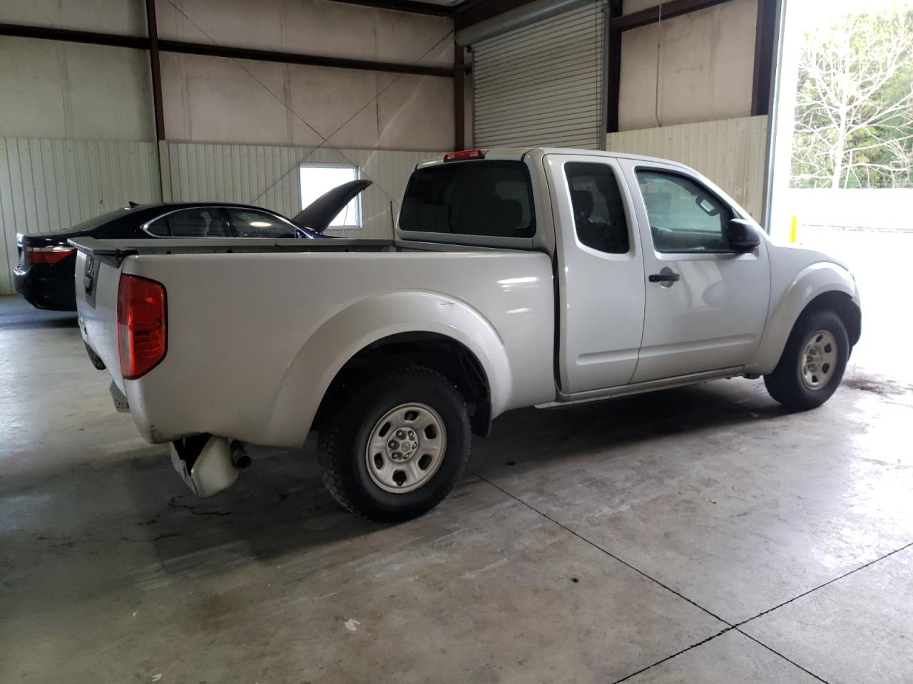 Image 3 of 2014 NISSAN FRONTIER S 2014 with VIN 1N6BD0CT0EN718528