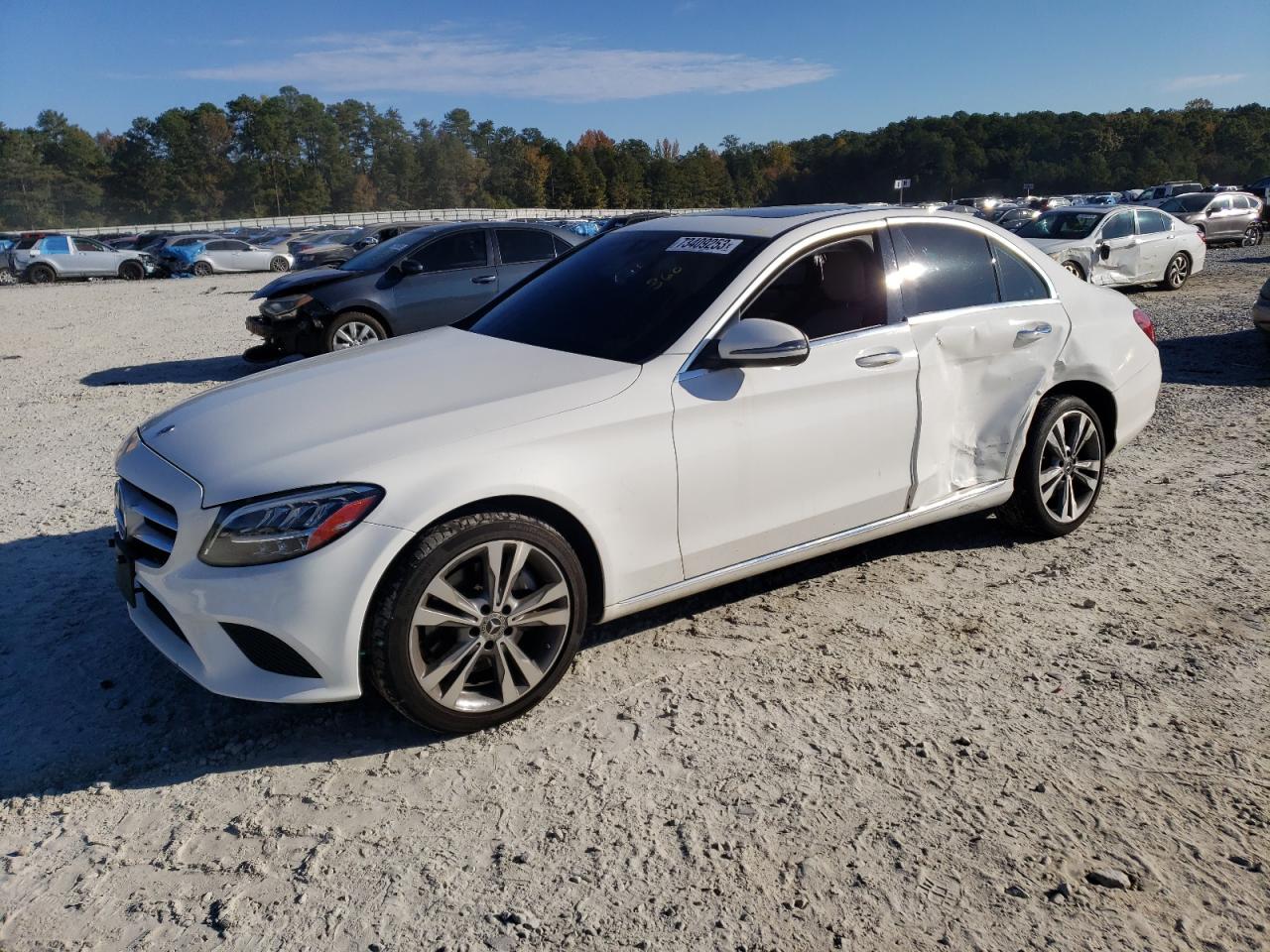 Obraz 1 z 2019 MERCEDES-BENZ C 300 4MATIC 2019 z VIN 55SWF8EBXKU304960