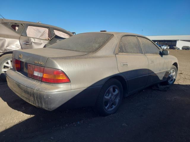 Obraz 3 z 1997 LEXUS ES 300 1997 z VIN JT8BF22G4V5005871
