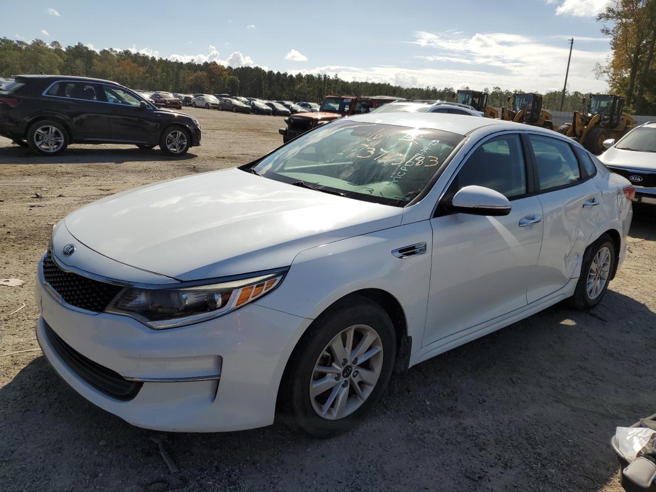Изображение 1 2016 KIA OPTIMA LX 2016 с VIN 5XXGT4L38GG119054