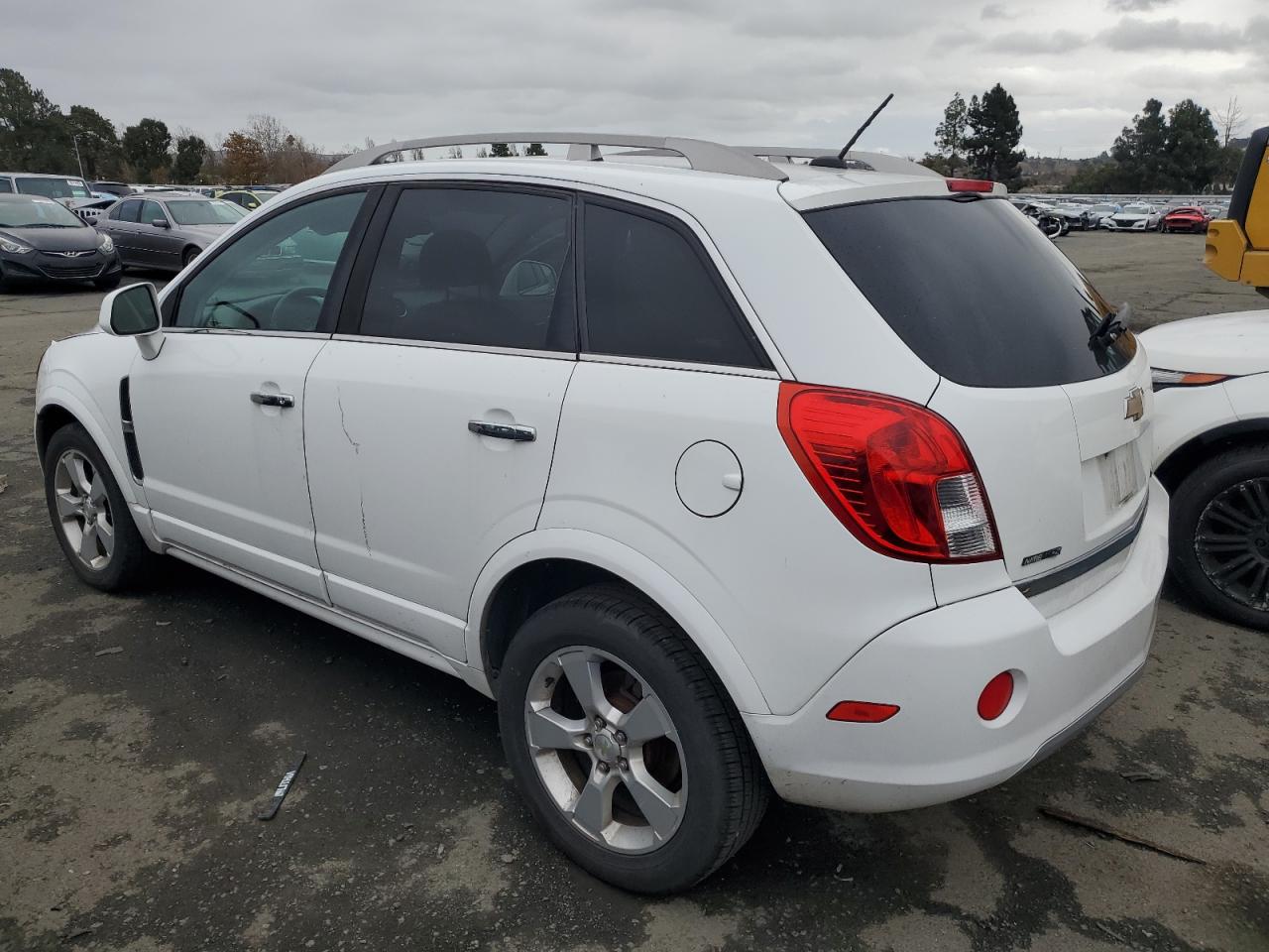 Image 2 of 2014 CHEVROLET CAPTIVA LT 2014 with VIN 3GNAL3EK1ES667738