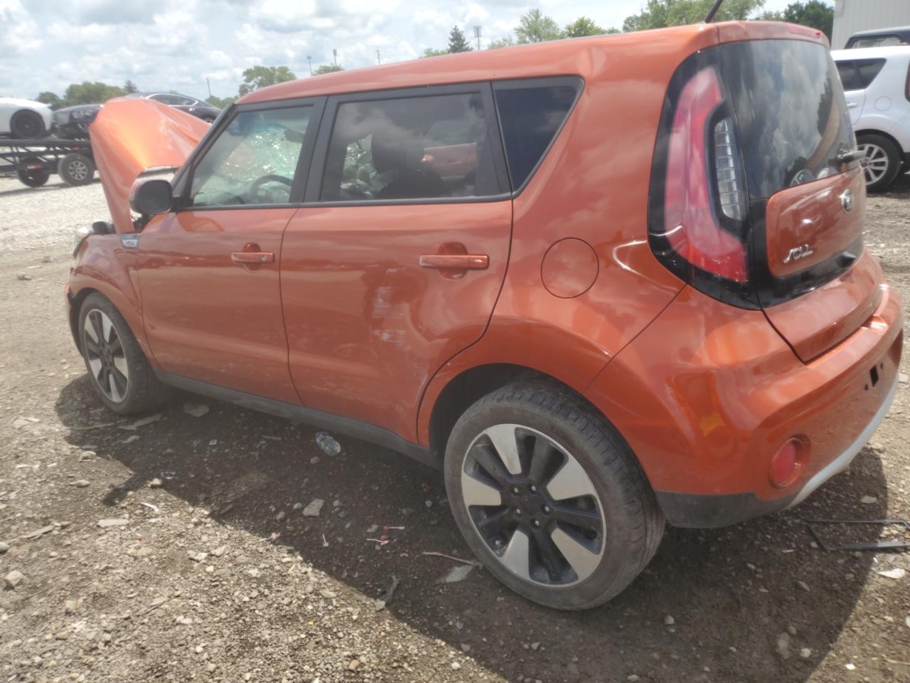 Image 2 of 2018 KIA SOUL + 2018 with VIN KNDJP3A5XJ7567241