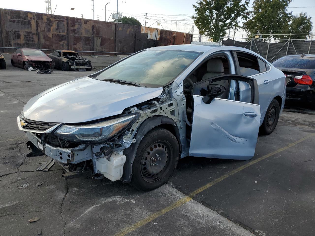 Изображение 1 2017 CHEVROLET CRUZE LT 2017 с VIN 1G1BE5SM9H7170358