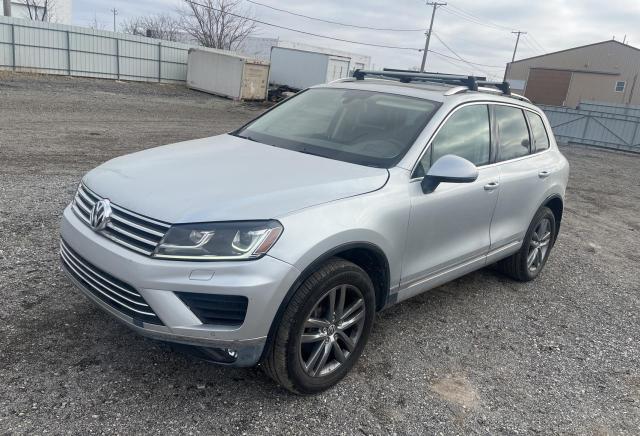 Image 2 of 2015 VOLKSWAGEN TOUAREG V6 TDI 2015 with VIN WVGEP9BP8FD004195