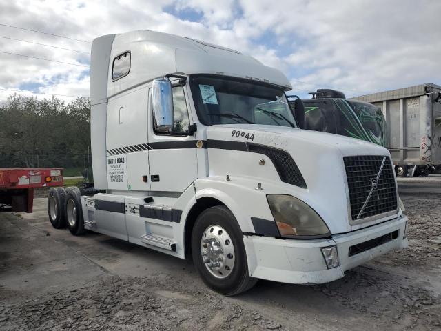 Image 1 of 2005 VOLVO VN VNL 2005 with VIN 4V4NC9TG05N393166