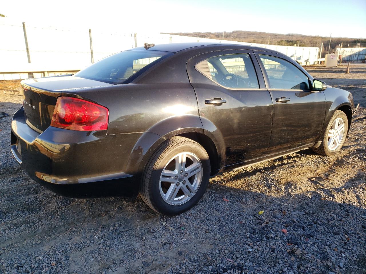 Изображение 3 2011 DODGE AVENGER MAINSTREET 2011 с VIN 1B3BD1FB7BN561816