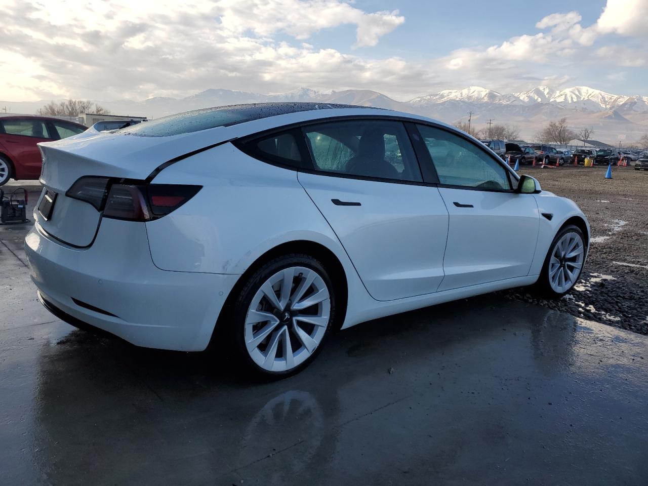 Изображение 3 2022 TESLA MODEL 3  2022 с VIN 5YJ3E1EA7NF368951
