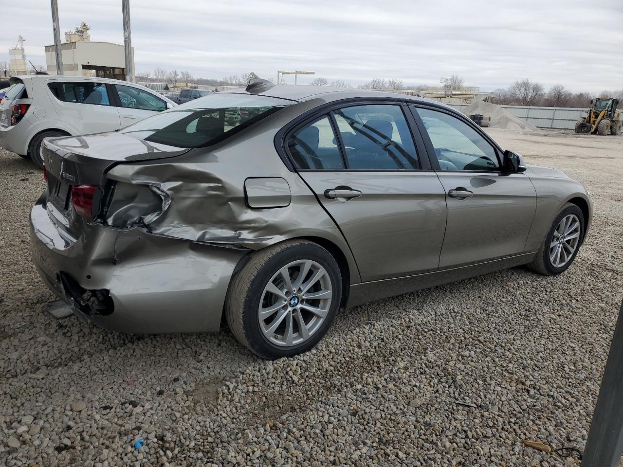 Image 3 of 2018 BMW 320 XI 2018 with VIN WBA8A3C58JA498837