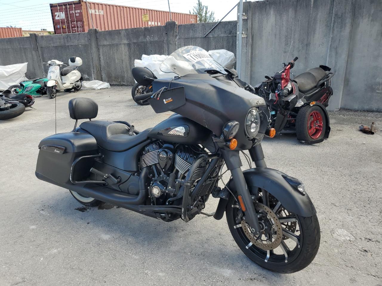 Изображение 1 2020 INDIAN MOTORCYCLE CO. CHIEFTAIN DARK HORSE 2020 с VIN 56KTCDBB3L3385139