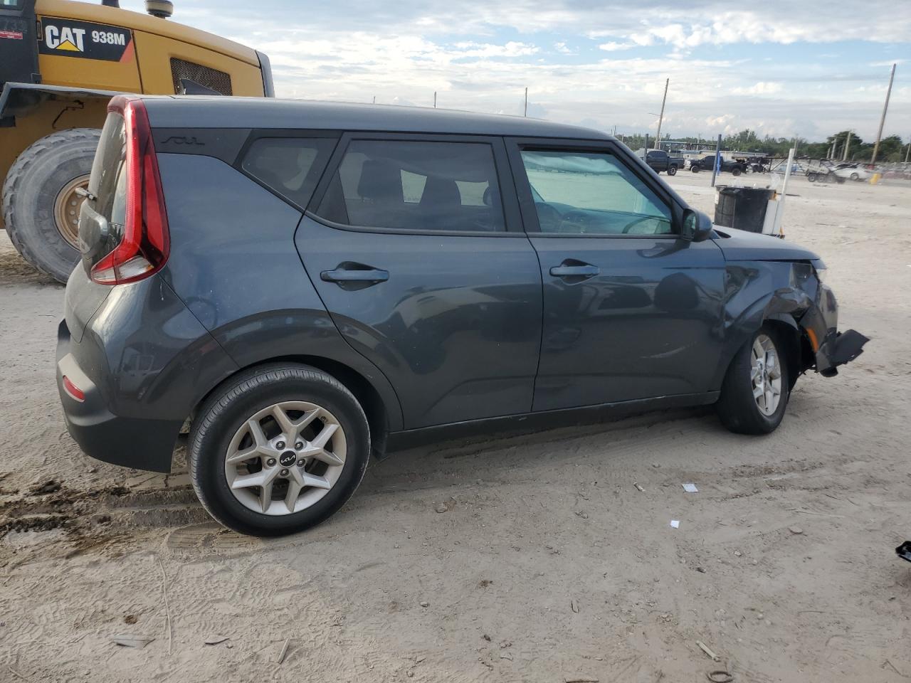 Obraz 3 z 2022 KIA SOUL LX 2022 z VIN KNDJ23AU9N7836227