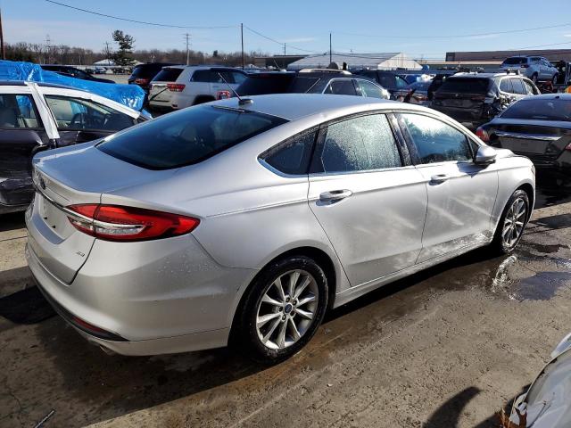 Obraz 3 z 2017 FORD FUSION SE 2017 z VIN 3FA6P0H72HR125073
