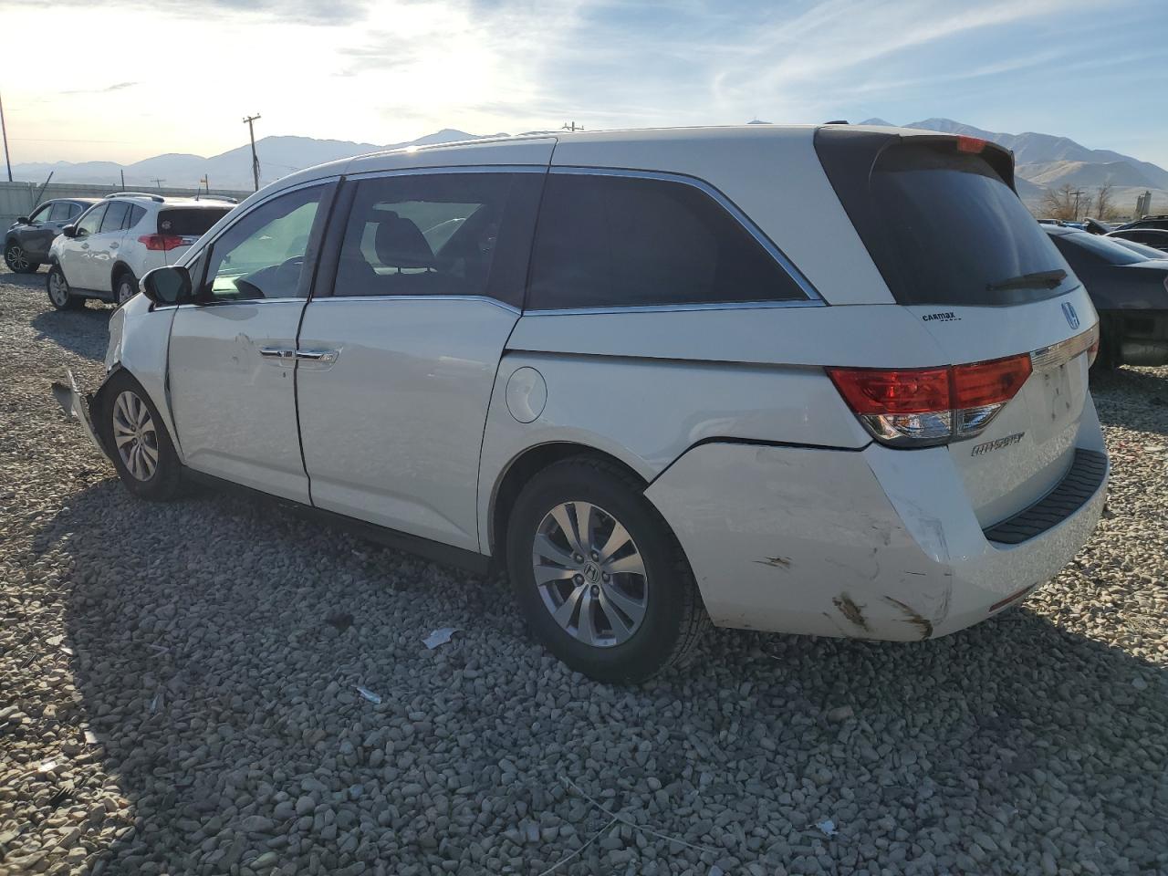 Obraz 2 z 2016 HONDA ODYSSEY SE 2016 z VIN 5FNRL5H36GB145341