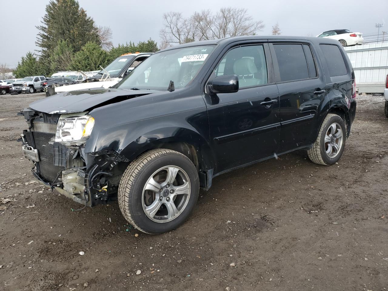 Image 1 of 2015 HONDA PILOT SE 2015 with VIN 5FNYF4H39FB021463