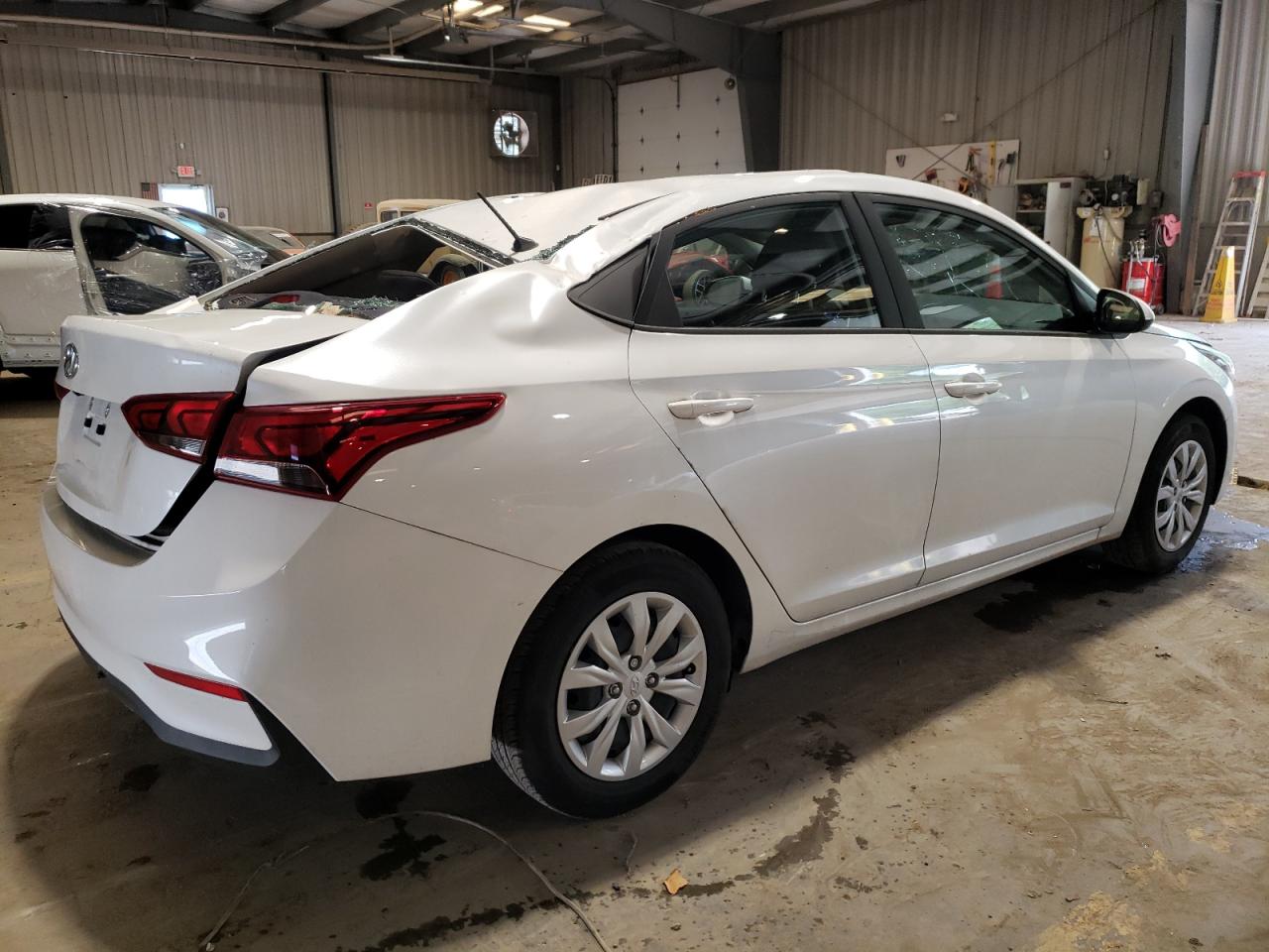 Obraz 3 z 2022 HYUNDAI ACCENT SE 2022 z VIN 3KPC24A66NE169195