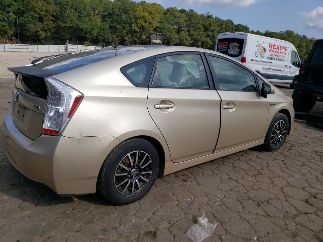 Image 3 of 2011 TOYOTA PRIUS  2011 with VIN JTDKN3DU4B1389442