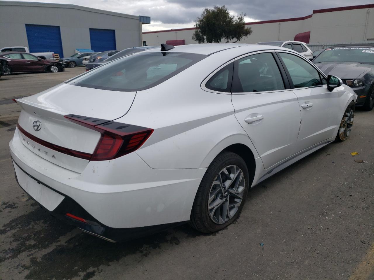 Image 3 of 2023 HYUNDAI SONATA SEL 2023 with VIN KMHL64JA1PA253077