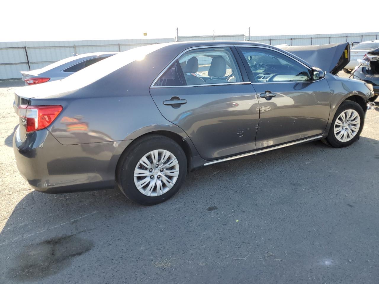 Изображение 3 2014 TOYOTA CAMRY L 2014 с VIN 4T4BF1FK9ER434912