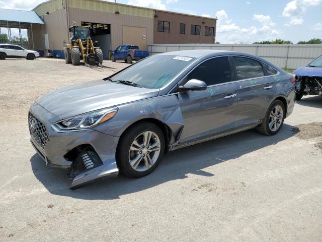 Obraz 1 z 2019 HYUNDAI SONATA LIMITED 2019 z VIN 5NPE34AF2KH758421