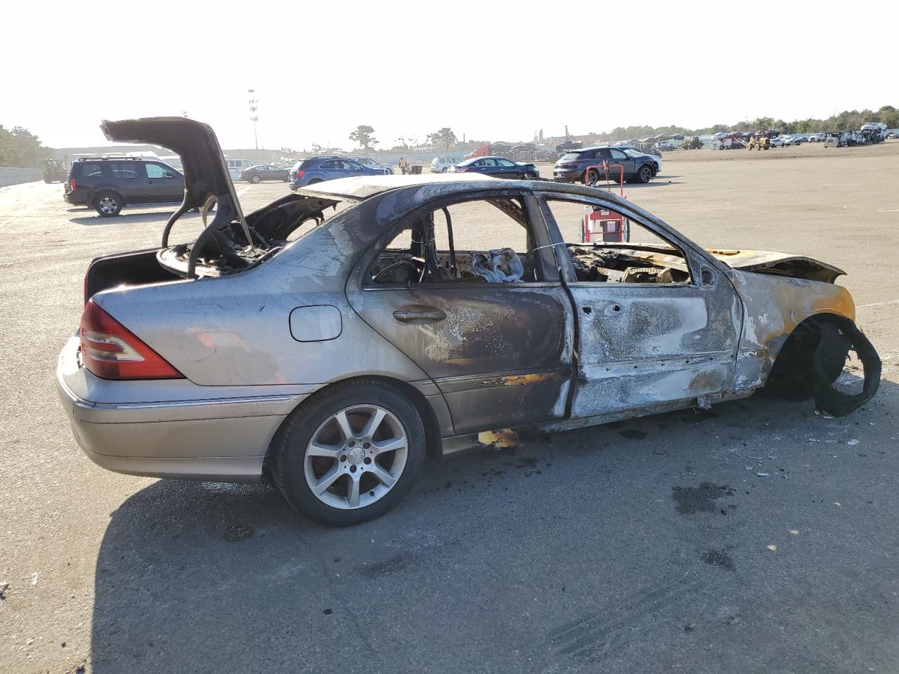 Image 3 of 2007 MERCEDES-BENZ C 280 4MATIC 2007 with VIN WDBRF92H67F873707