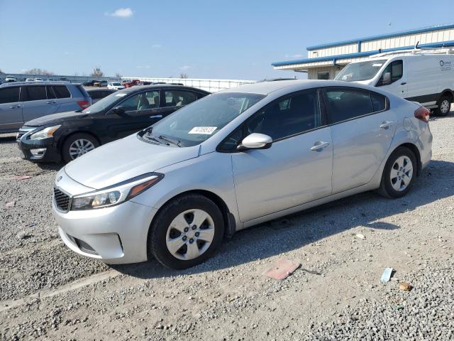 Изображение 1 2017 KIA FORTE LX 2017 с VIN 3KPFK4A79HE038532