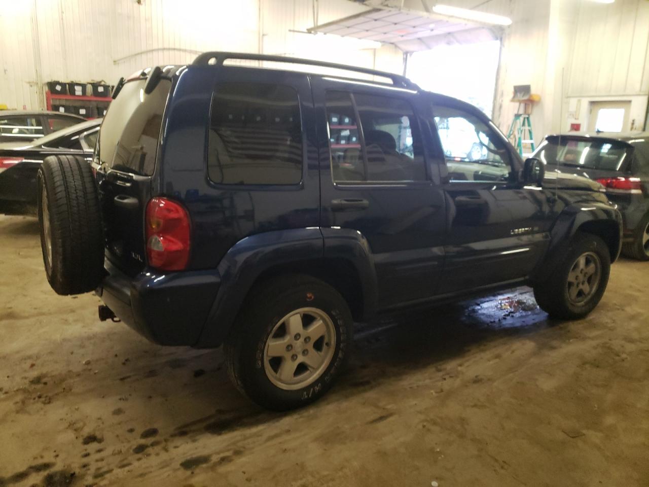 Image 3 of 2003 JEEP LIBERTY LIMITED 2003 with VIN 1J4GL58K83W702281