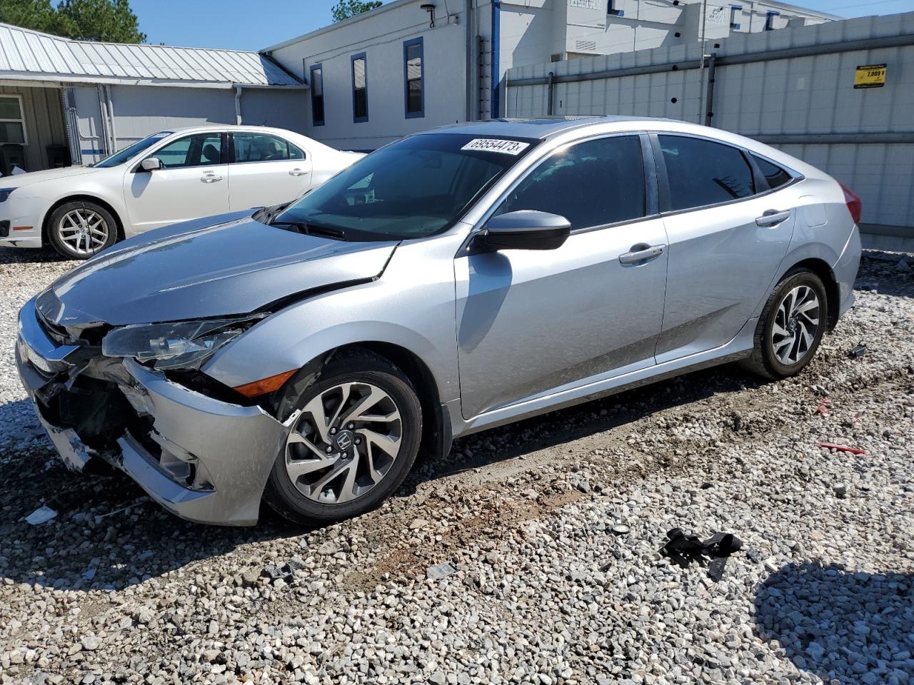 Obraz 1 z 2018 HONDA CIVIC EX 2018 z VIN 19XFC2F71JE041537