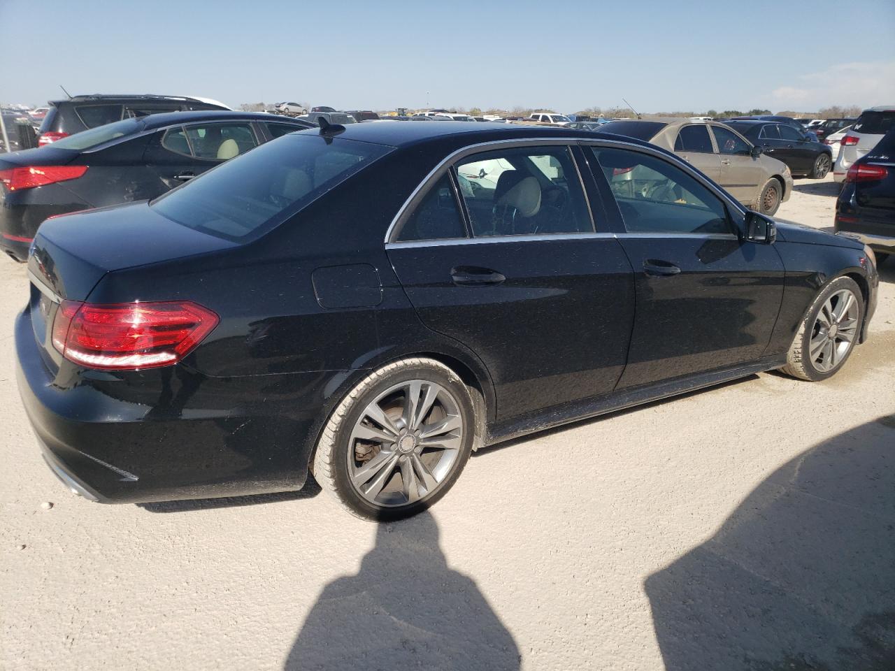 Image 3 of 2016 MERCEDES-BENZ E 350 2016 with VIN WDDHF5KB7GB258503